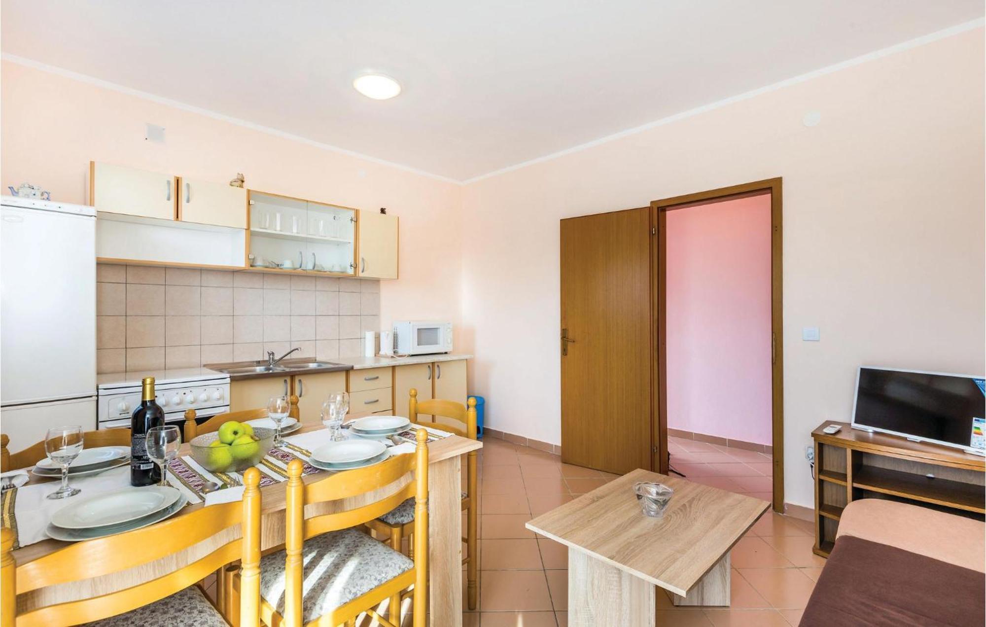 Nice Apartment In Matulji With Kitchen Exterior photo